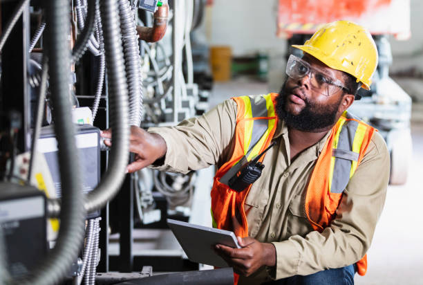 Best Affordable Emergency Electrician  in Carleton, MI